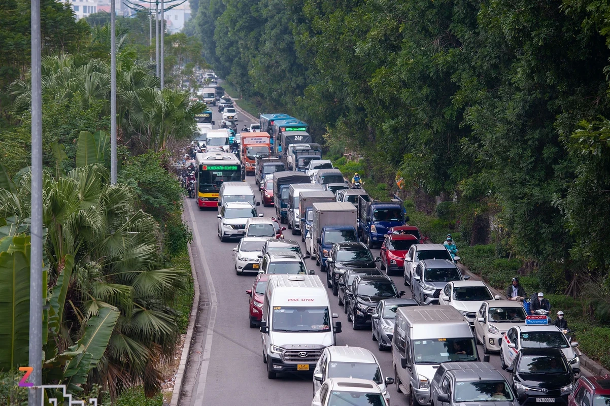 Hien trang tuyen duong trung tam Ha Noi duoc chi 8.500 ty de mo rong-Hinh-6