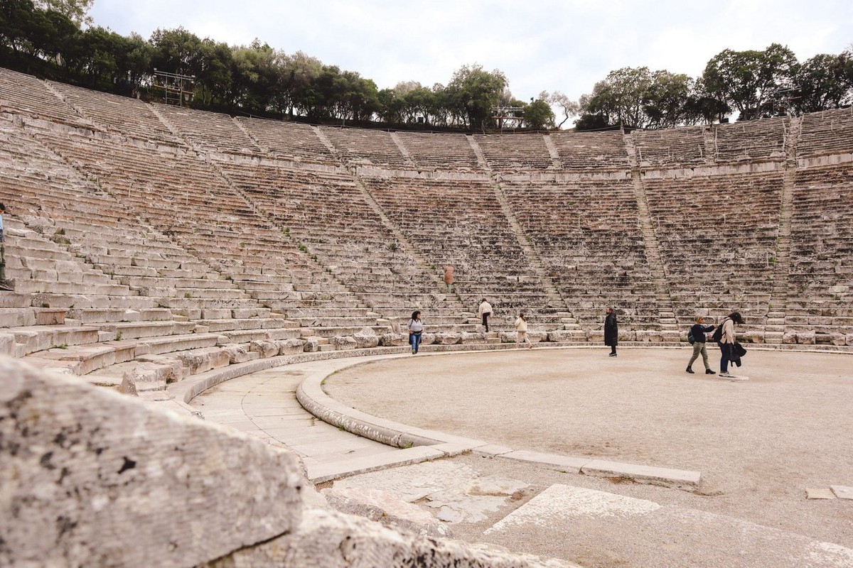 View - 	Choáng ngợp giữa nhà hát vĩ đại nhất của người Hy Lạp cổ