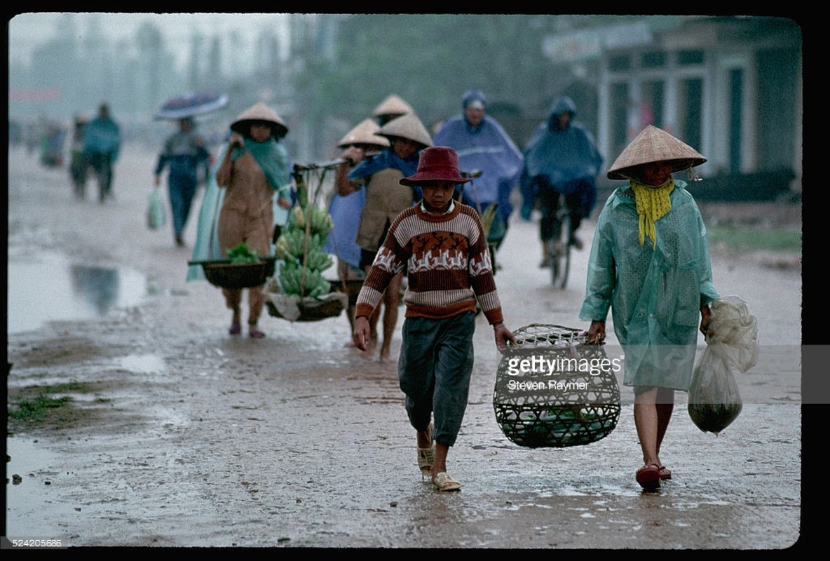 View - 	Hình độc về đời sống ở ba miền Việt Nam tròn 30 năm trước