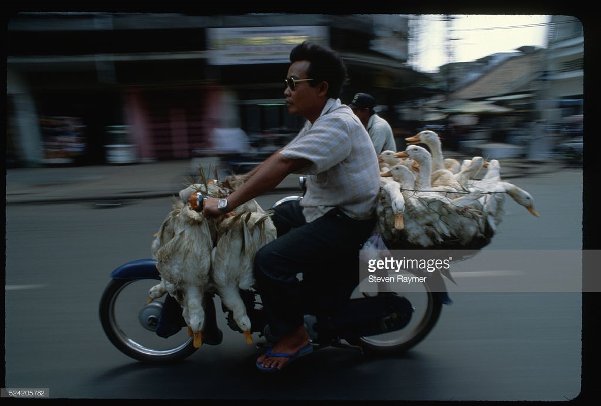 View - 	Hình độc về đời sống ở ba miền Việt Nam tròn 30 năm trước