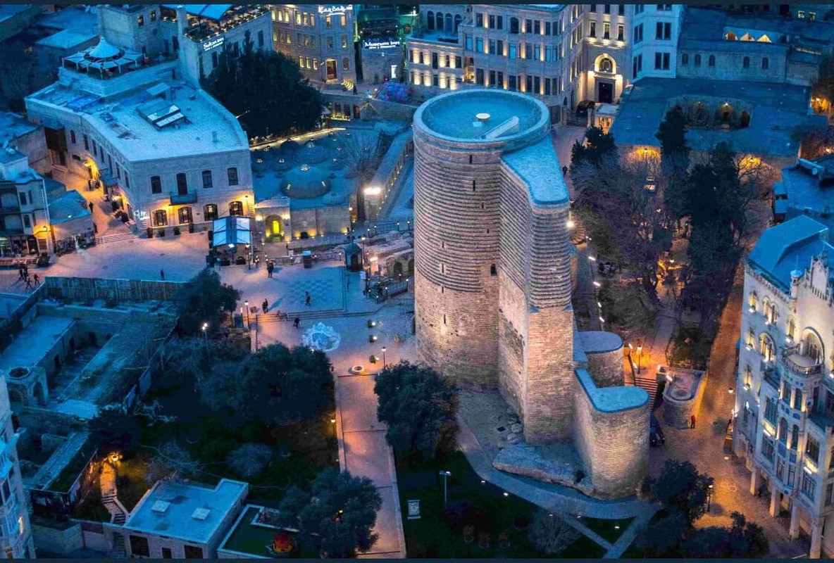 View - 	Tòa tháp cổ 900 tuổi có kiến trúc kỳ lạ ở vùng Kavkaz