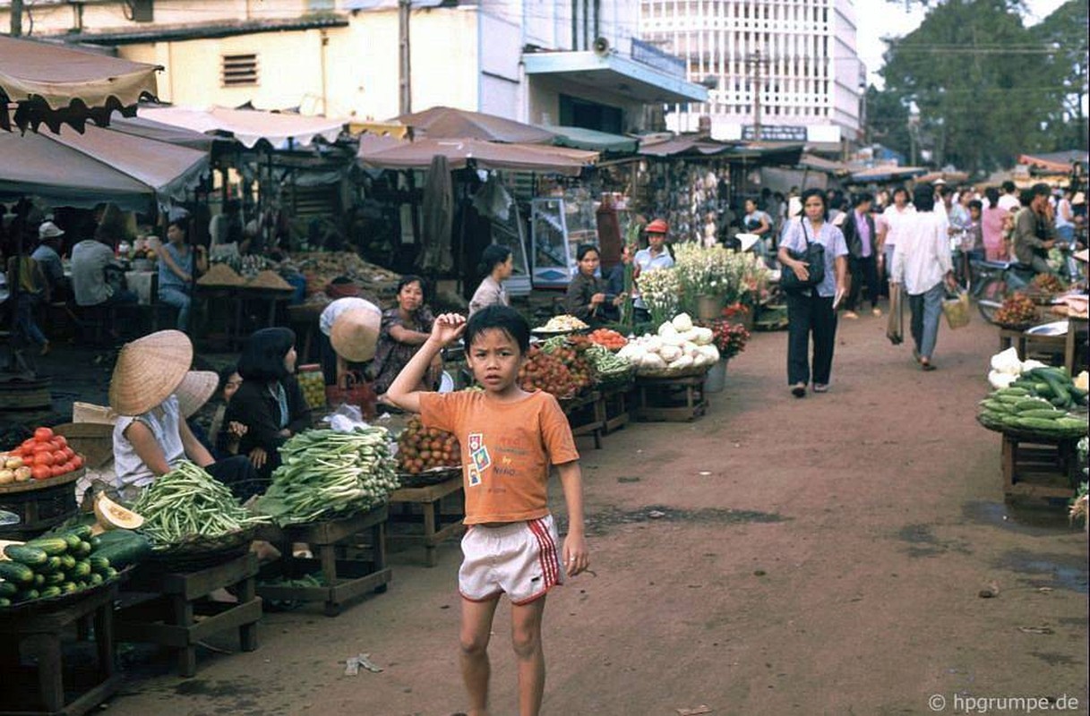 View - 	Hình độc về chợ Buôn Ma Thuột hơn 30 năm trước