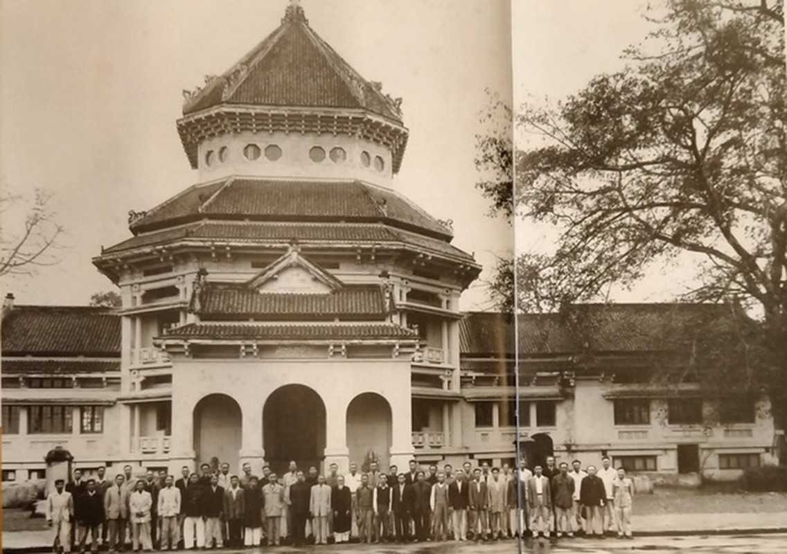 Loat anh quy gia ve Bao tang Louis Finot lung danh Ha Noi xua-Hinh-11