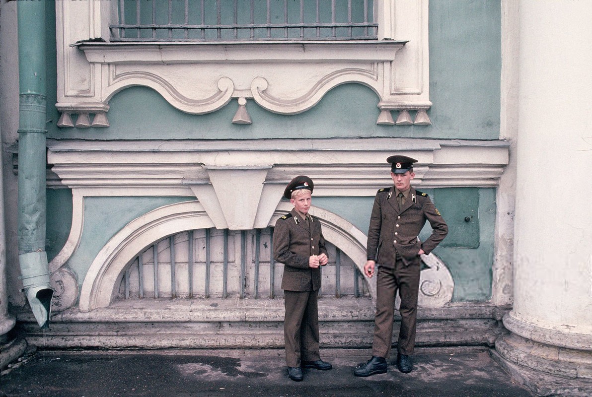 View - 	Loạt ảnh khó quên về cuộc sống ở đất nước Ukraine năm 1991