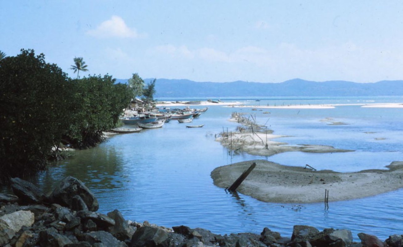 View - 	Phong cảnh Phú Yên năm 1970 1971 qua ống kính người Mỹ