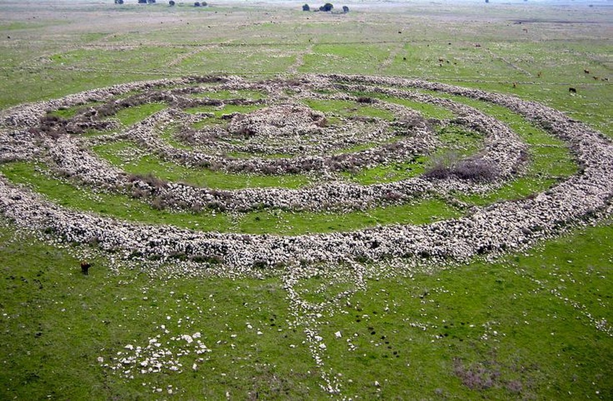 Bai da co Stonehenge bat ngo 