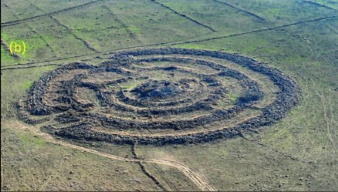 Bai da co Stonehenge bat ngo 