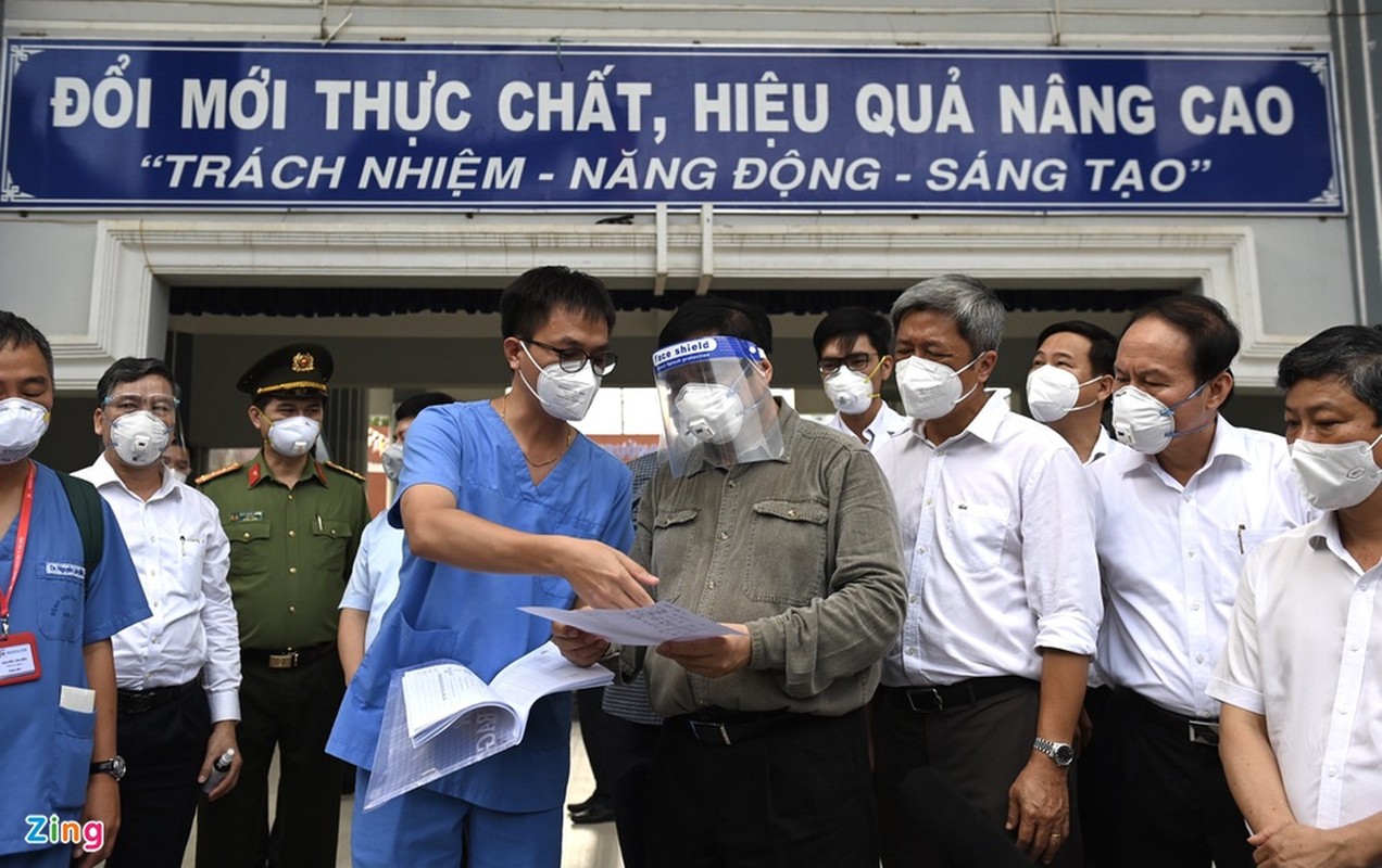 Thu tuong xuong tan noi kiem tra cong tac chong dich o Binh Duong-Hinh-9