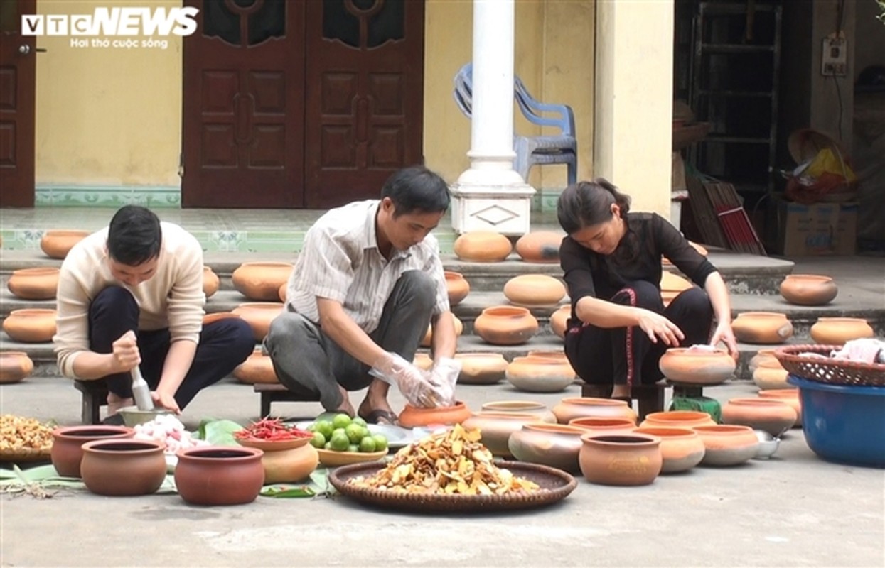 Ca lang Vu Dai noi lua suot dem lam mon dac san dat do ngay Tet-Hinh-4