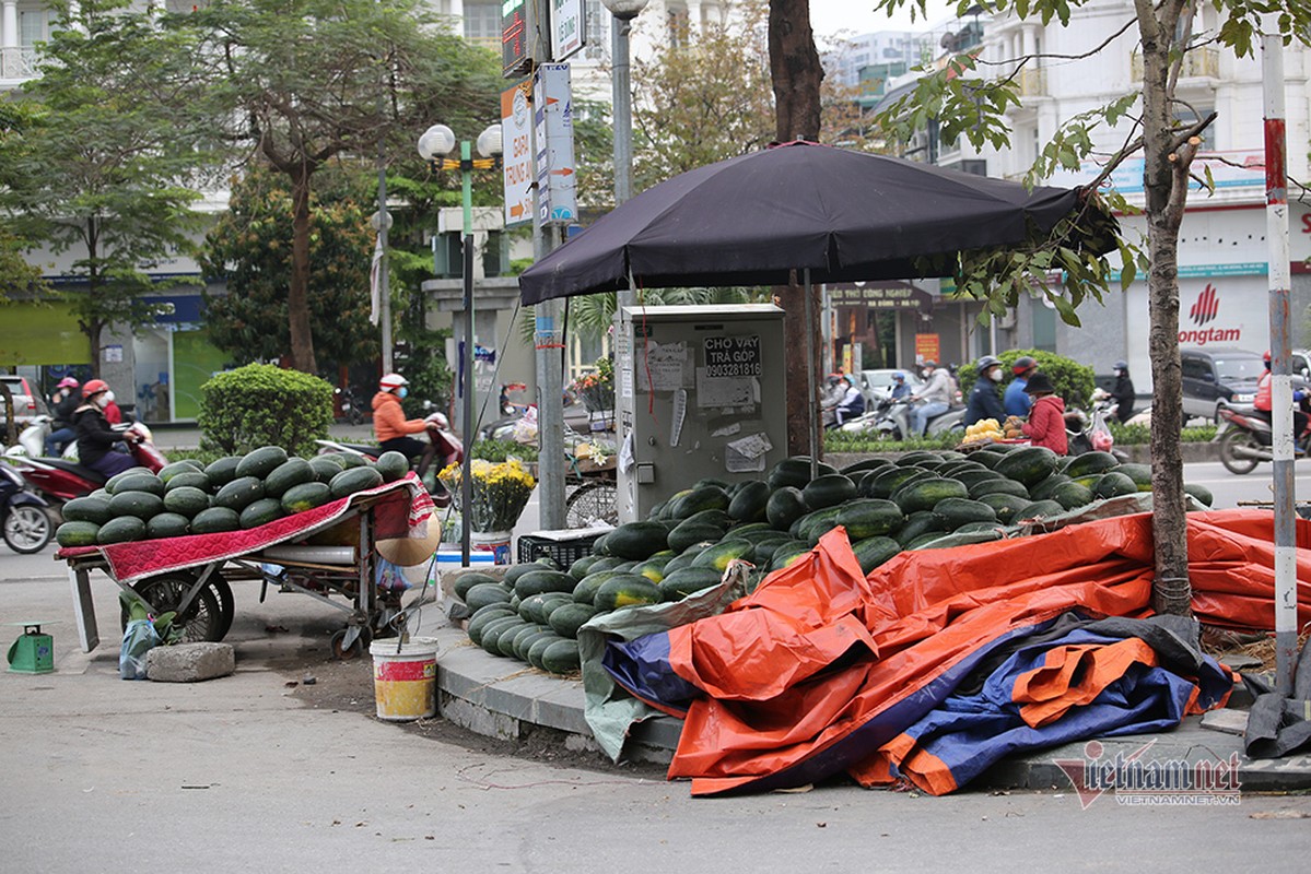 Ha Noi trien mien giai cuu: Nhung dong dua hau khap via he-Hinh-9