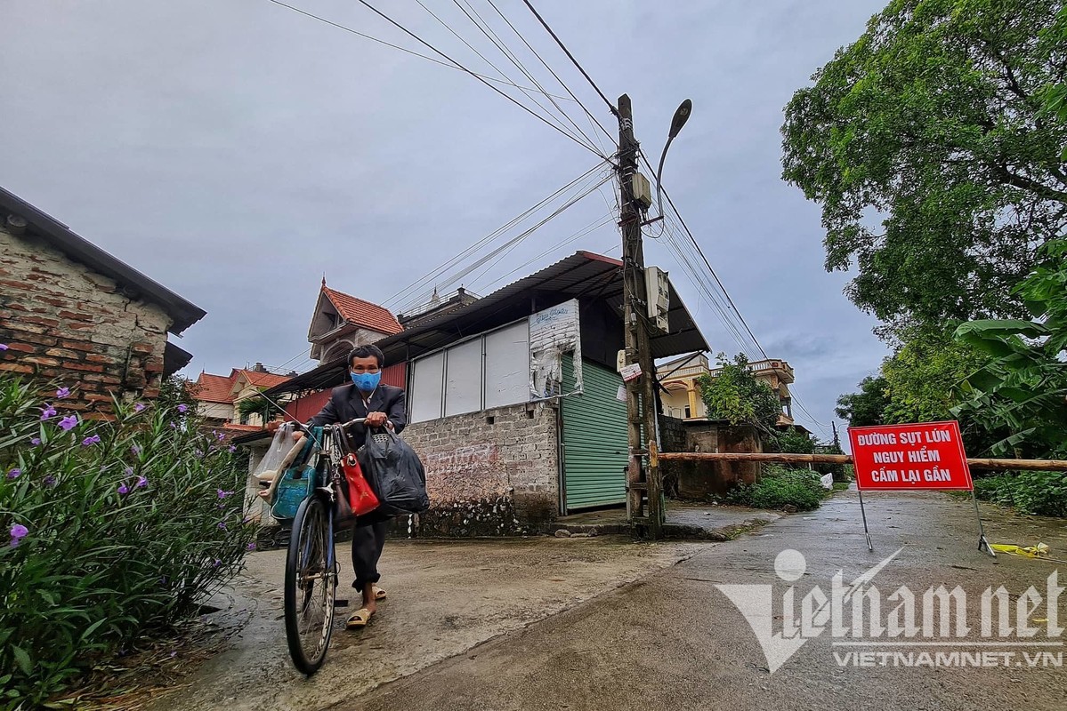 Ha Noi: Cang den canh doan de lun sau ca met-Hinh-10