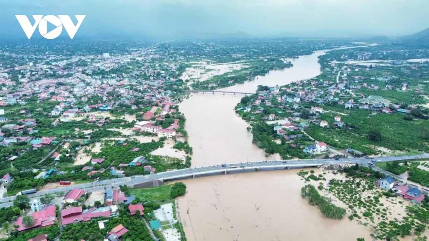 Nuoc lu lich su co lap nhieu noi o Bac Giang-Hinh-13