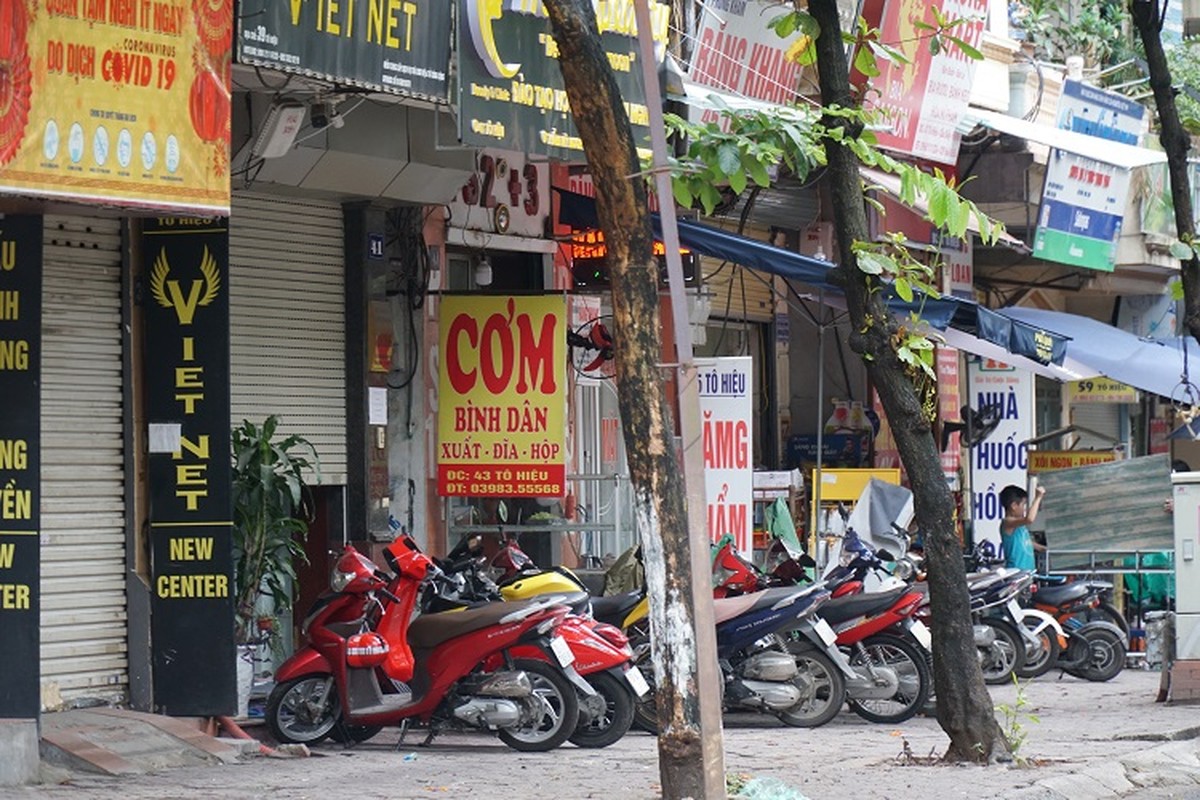 Ha Noi: Hang quan khong bong nguoi du duoc mo cua-Hinh-3