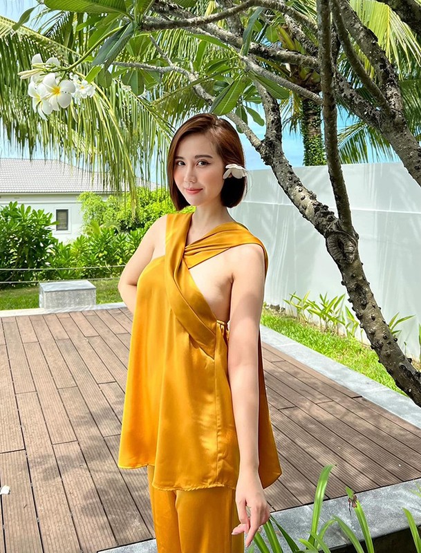 Nhung nu giam doc cong ty Viet vua gioi vua tre dep nhu hoa hau-Hinh-3