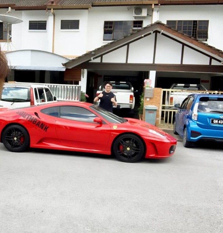 Lo nang vi COVID-19, nha hang dung xe sang Ferrari F430 giao hang-Hinh-6