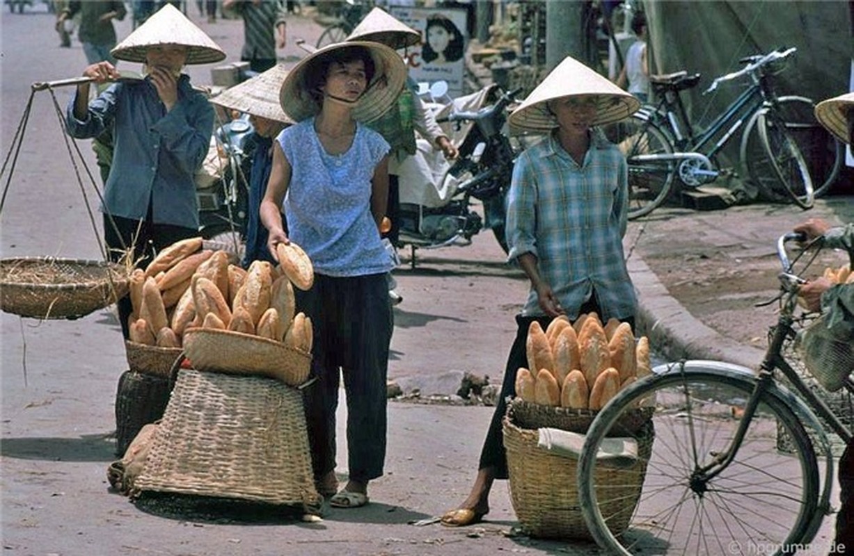 Nhip song Ha Noi qua nhung khu cho pho co nhung nam 1990-Hinh-20