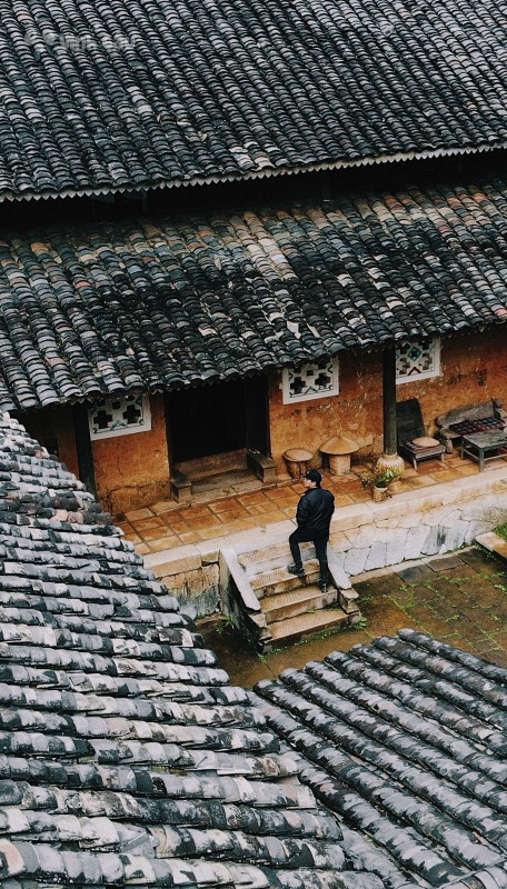 Ben trong can nha co tram tuoi tai Ha Giang-Hinh-8