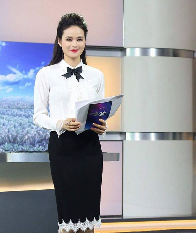 Hinh anh khac la cua MC Thu Huong khi khong len song-Hinh-4