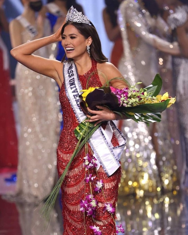 Ngam nhan sac hoa hau Miss Universe va Miss Grand 10 nam qua-Hinh-4