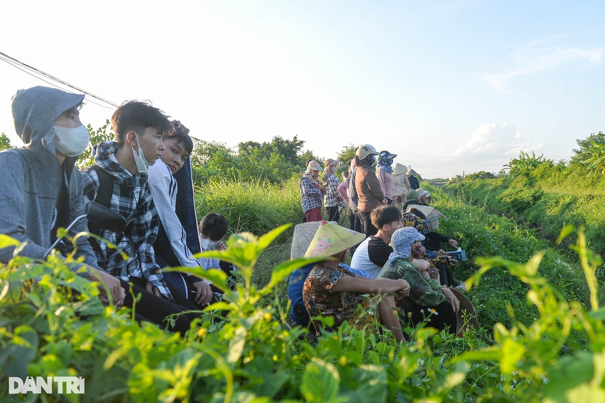 Vu be 21 thang tuoi nghi bi bat coc, sat hai: Loi ke tai hien truong-Hinh-8