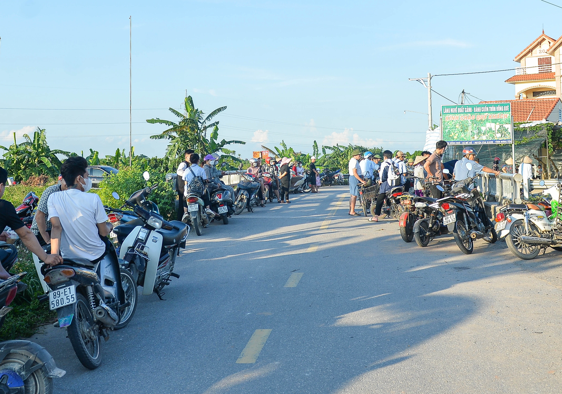 Vu be 21 thang tuoi nghi bi bat coc, sat hai: Loi ke tai hien truong