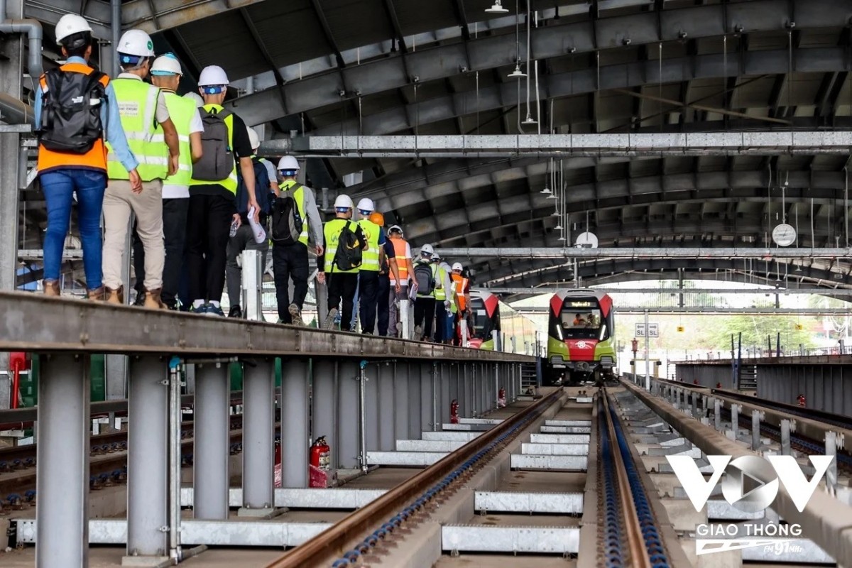 Gap rut dao tao lai tau tuyen Metro Nhon – Ga Ha Noi-Hinh-3