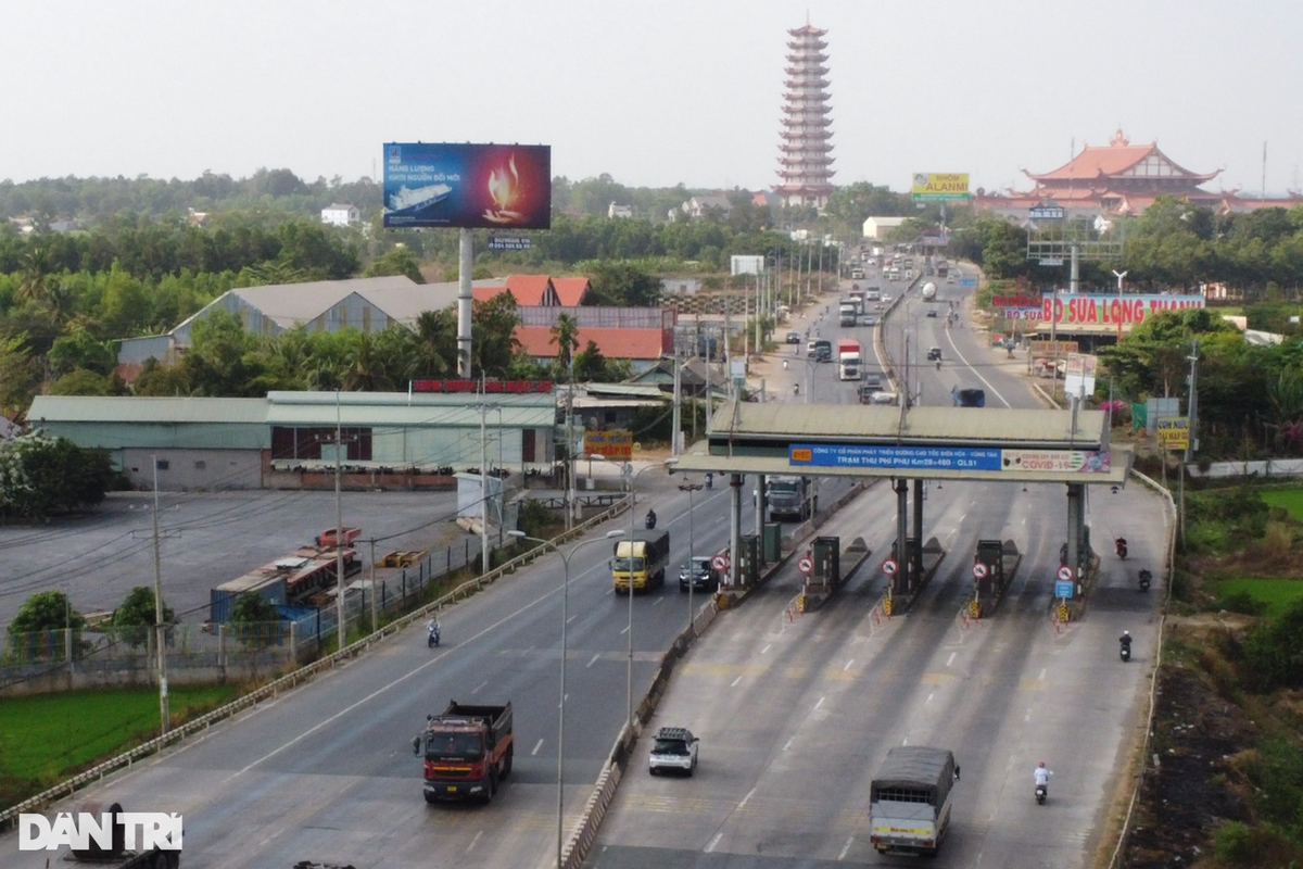 Can canh loat tram thu phi bo hoang thanh 