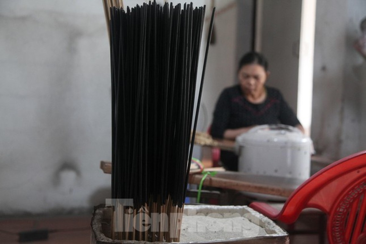 Lang nghe lam huong den tram tuoi hoi ha vao vu Tet-Hinh-6