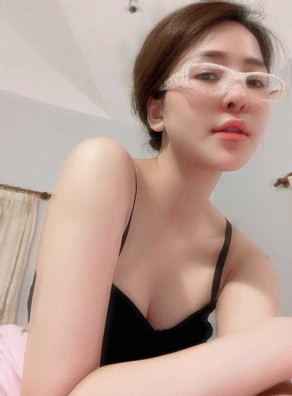 Dan hot girl noi ban bat tren san khau “Tao quan 2019” gio ra sao?-Hinh-9