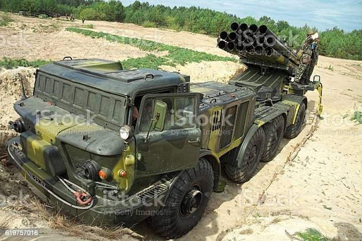 Ukraine se dung het sach ten lua HIMARS chi trong vai thang-Hinh-11