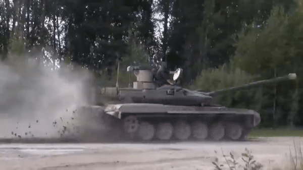 Xe tang T-90M Nga la doi thu xung tam voi M1A1 Abrams My?-Hinh-12