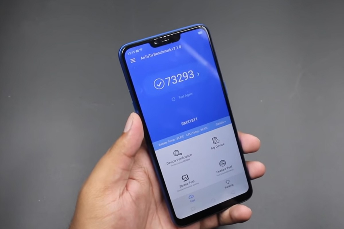 Lien tiep nhung qua “bom xit” trong lang smartphone nua dau nam 2019-Hinh-2