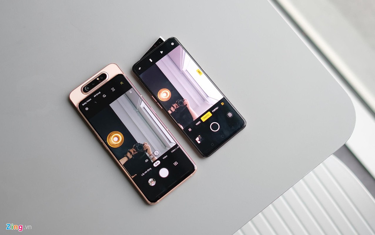 So sanh Galaxy A80 va Oppo Reno: Sieu pham tam gia 15 trieu-Hinh-2