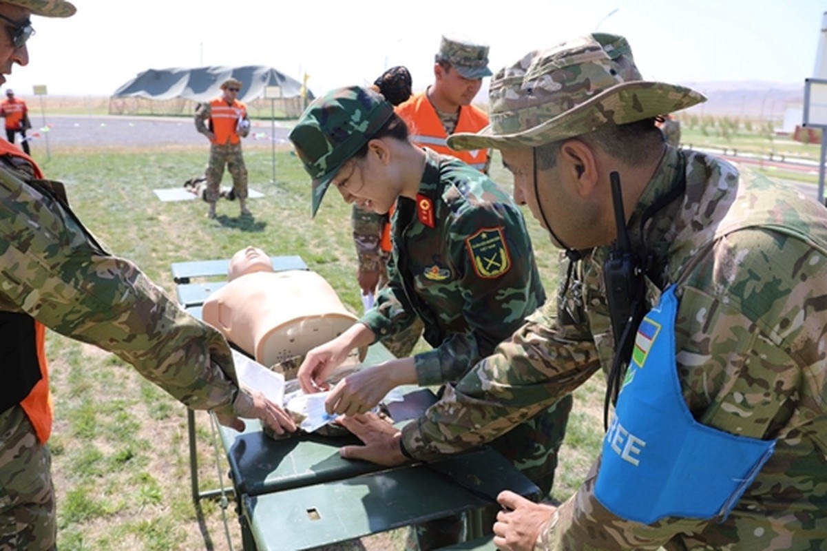 Nu bac si Quan y Viet Nam gianh huy chuong dong Army Games 2019-Hinh-7