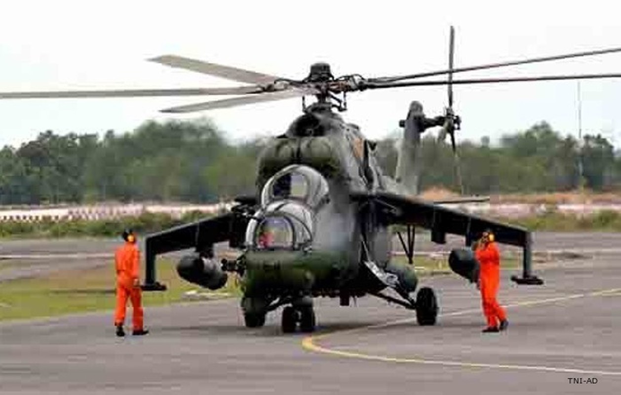 E che o chien truong Syria, truc thang Mi-35M lap tuc bi thay the-Hinh-14