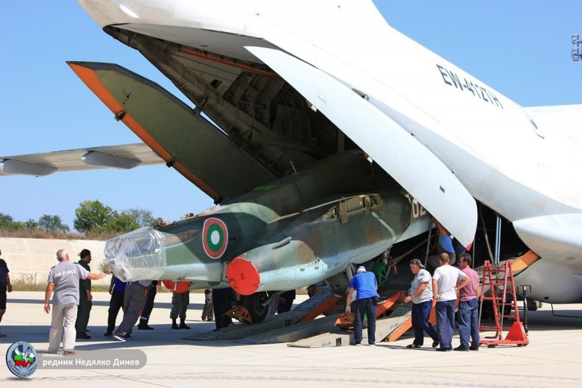 Co F-16V Block 70, Bulgaria van chi tien dai tu 