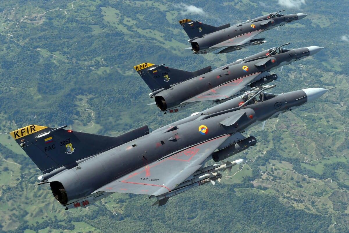 Bi phan doi mua Mirage 5, Pakistan xoay sang Kfir de doi dau An Do?-Hinh-9