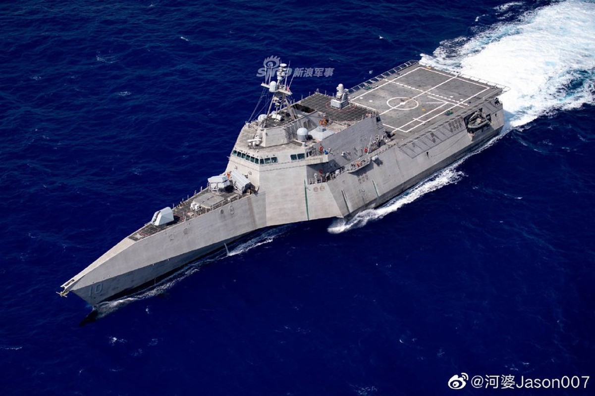 Tau USS Gabrielle Giffords tich hop xong ten lua 