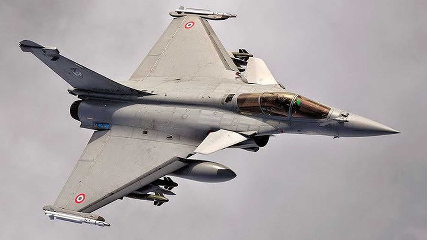 An Do nhan Rafale “tam giac”, lang gieng lo sot vo-Hinh-14