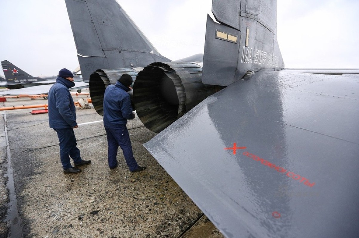 Nga lot sach tiem kich MiG-29K tren tau san bay Do doc Kuznetsov, vi sao?-Hinh-8