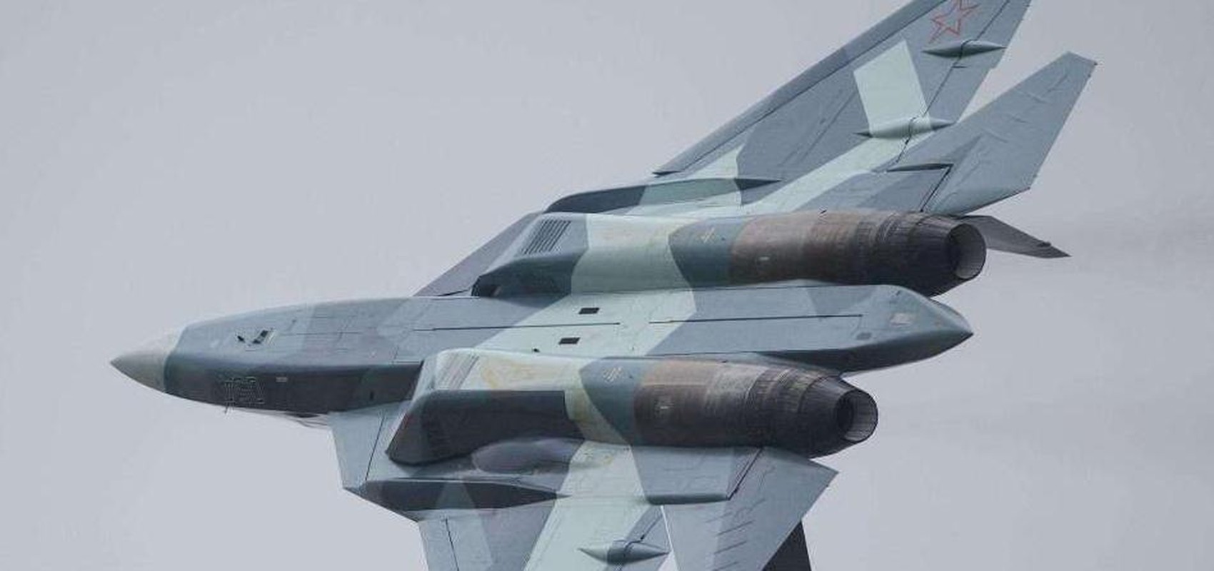 Nga dua 4 trung doan Su-57 vao bien che, My va chau Au that kinh!-Hinh-3