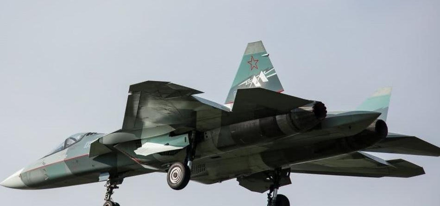 Nga dua 4 trung doan Su-57 vao bien che, My va chau Au that kinh!-Hinh-7