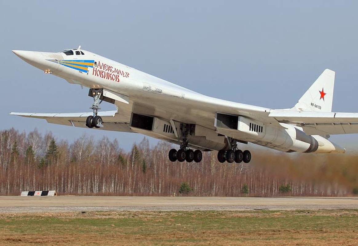 Sieu oanh tac co Tu-160M se la vu khi ran de cua Nga khien My kinh so