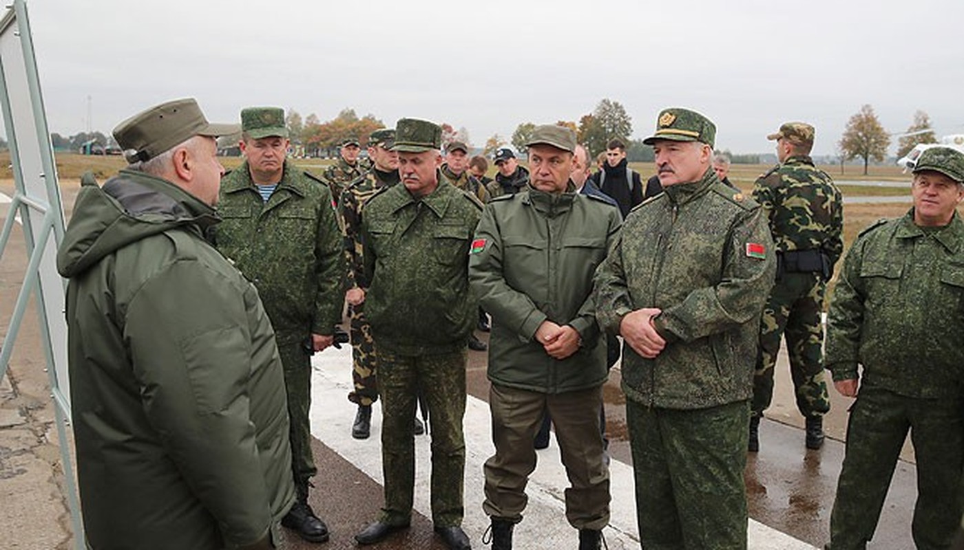 Chan dong: Tuyen bo tap tran voi NATO, tong tham muu truong quan doi Belarus bi cach chuc-Hinh-6