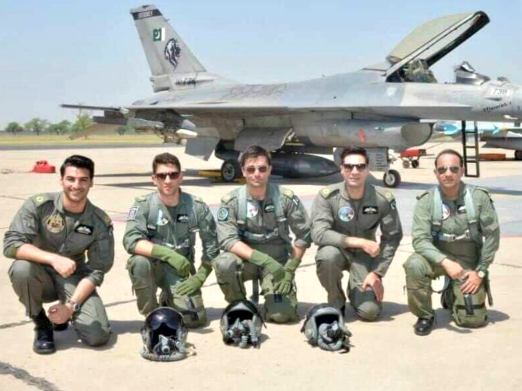 Dung tiem kich F-16 ban roi may bay An Do, Pakistan khien My 