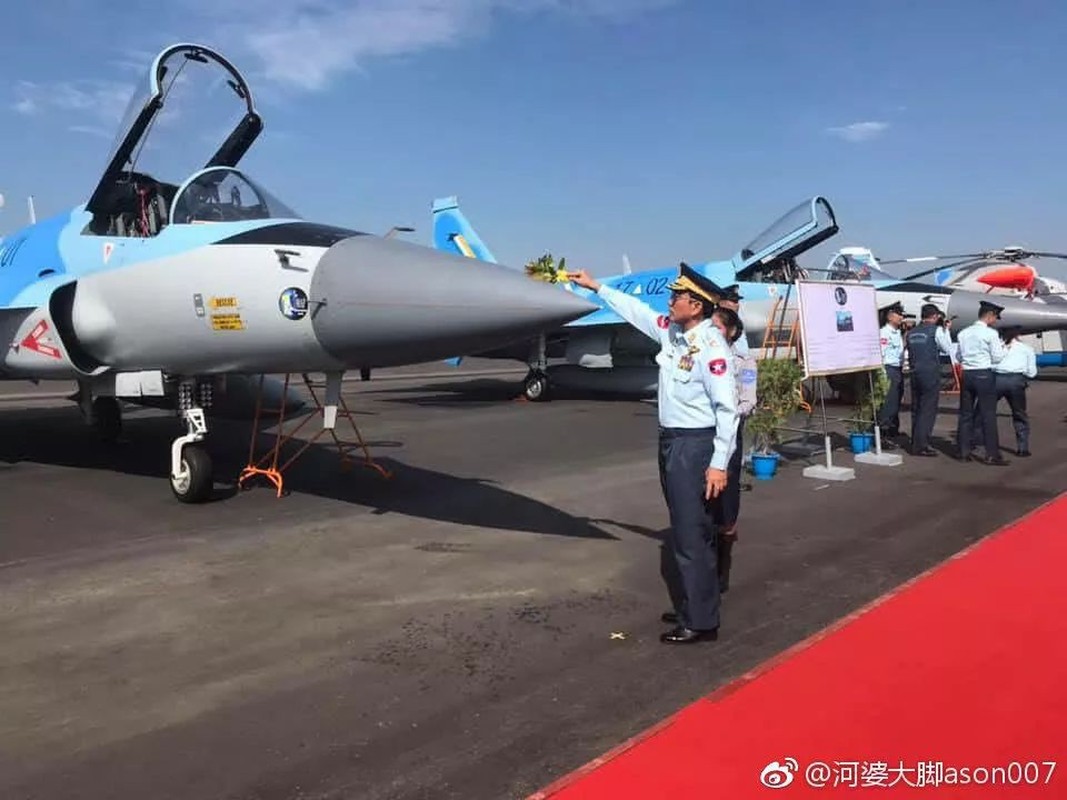 Trung Quoc ban tiem kich JF-17 Thunder cho Myanmar voi gia re khong tuong-Hinh-5