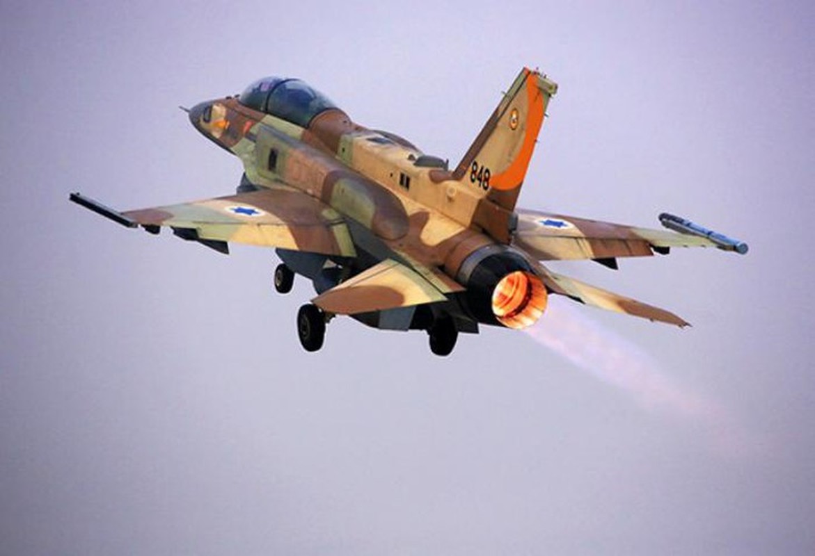 Bi S-300PM Syria de doa, tiem kich F-16 Israel bo chay thuc mang?-Hinh-13