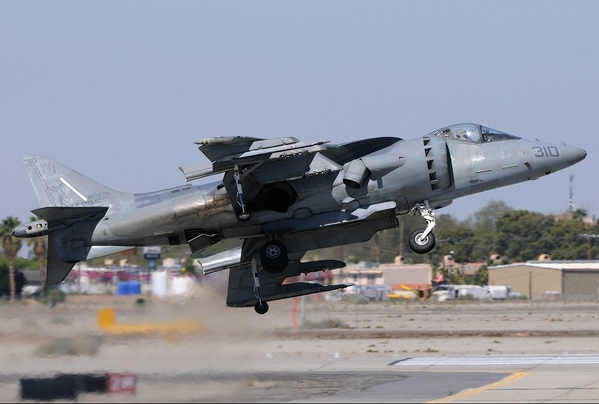 Cuong kich ha canh thang dung AV-8B Harrier My dieu den sat Iran manh co nao?-Hinh-7