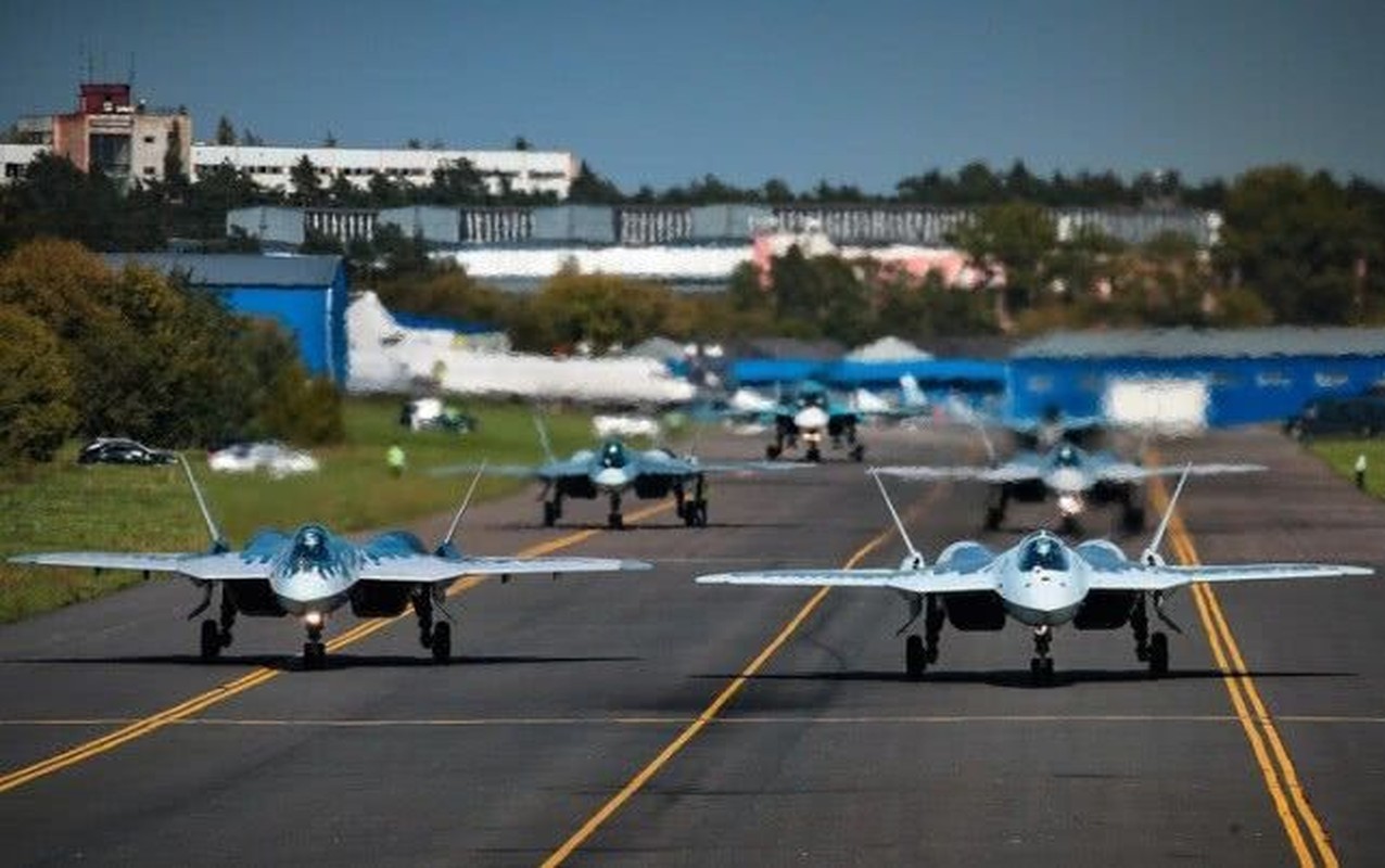 Khong quan Israel nang loi: Tiem kich Su-57 cua Nga chi de... bay bieu dien-Hinh-6