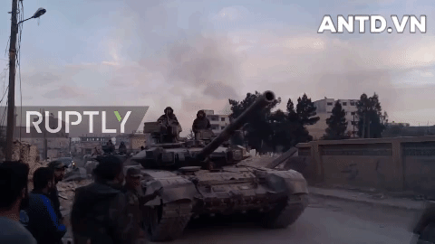 Phien quan HTS lay dau ra xe tang T-90 cuc manh de tan cong Syria?